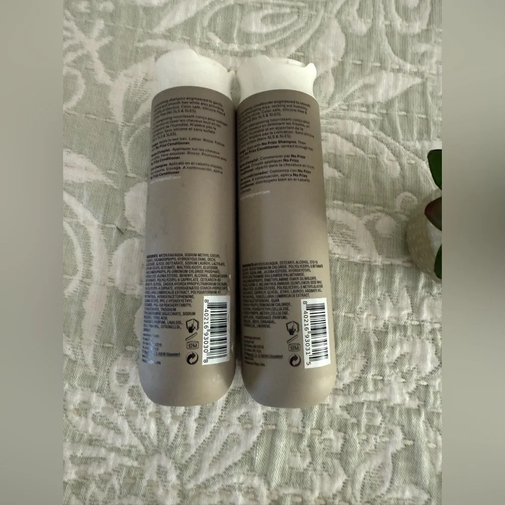 Living Proof Frizz Shampoo and Conditioner Duo - Gray